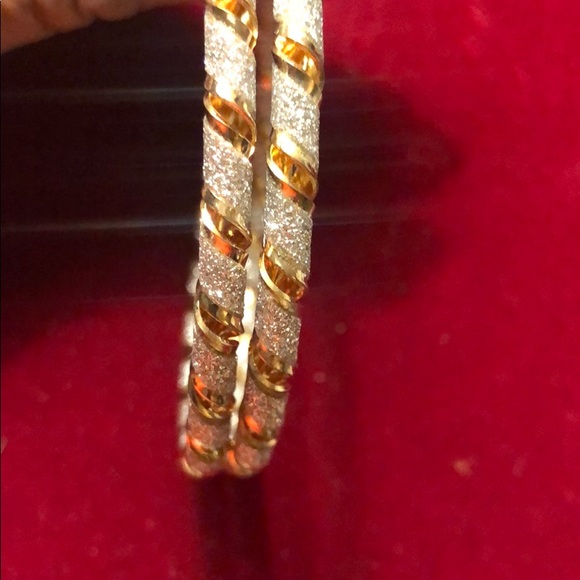 Gold Blink Hoops - Picture 4 of 4